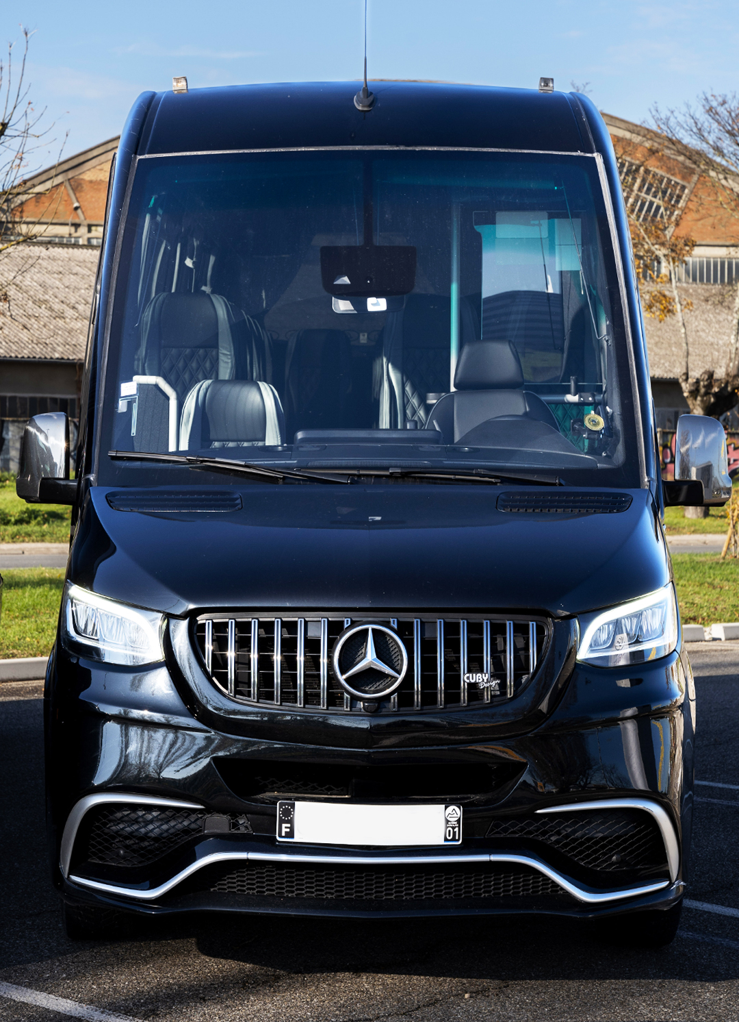 location-car-chauffeur-annecy Location avec Chauffeur privé à Annecy voiture, minivan, minibus, bus, car